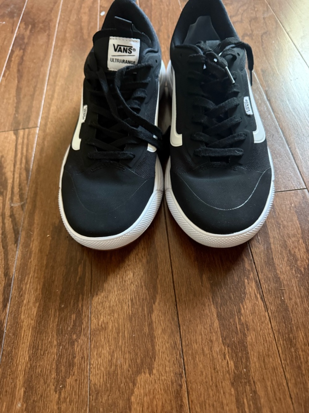 Vans Black Ultrarange Exo Sneakers size men’s 10.5 EUC - Picture 10 of 10